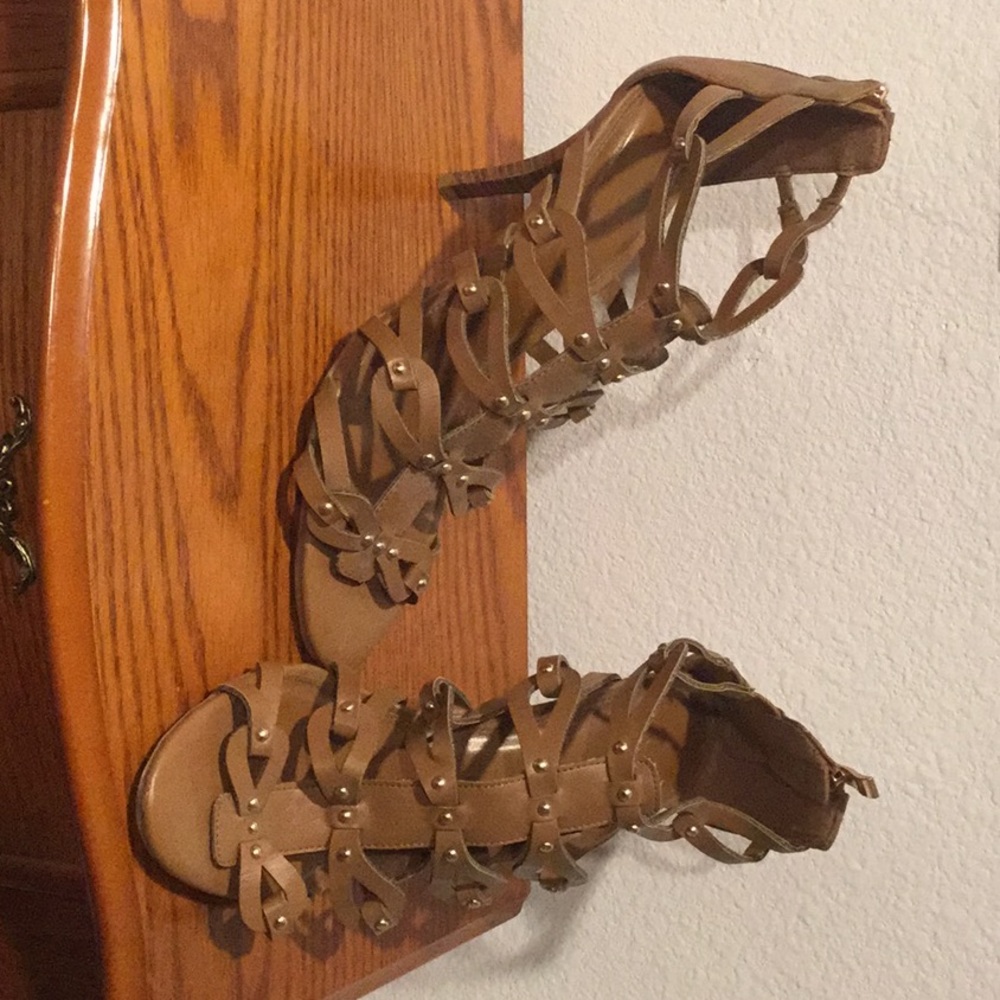 Tan heels